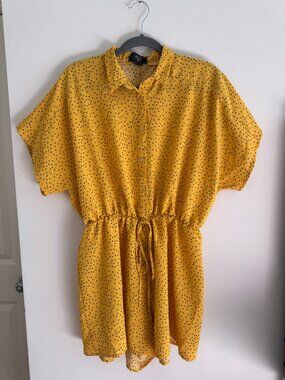 AX Paris Vintage Yellow Polka Dot Button-Front Drawstring Romper - medium
